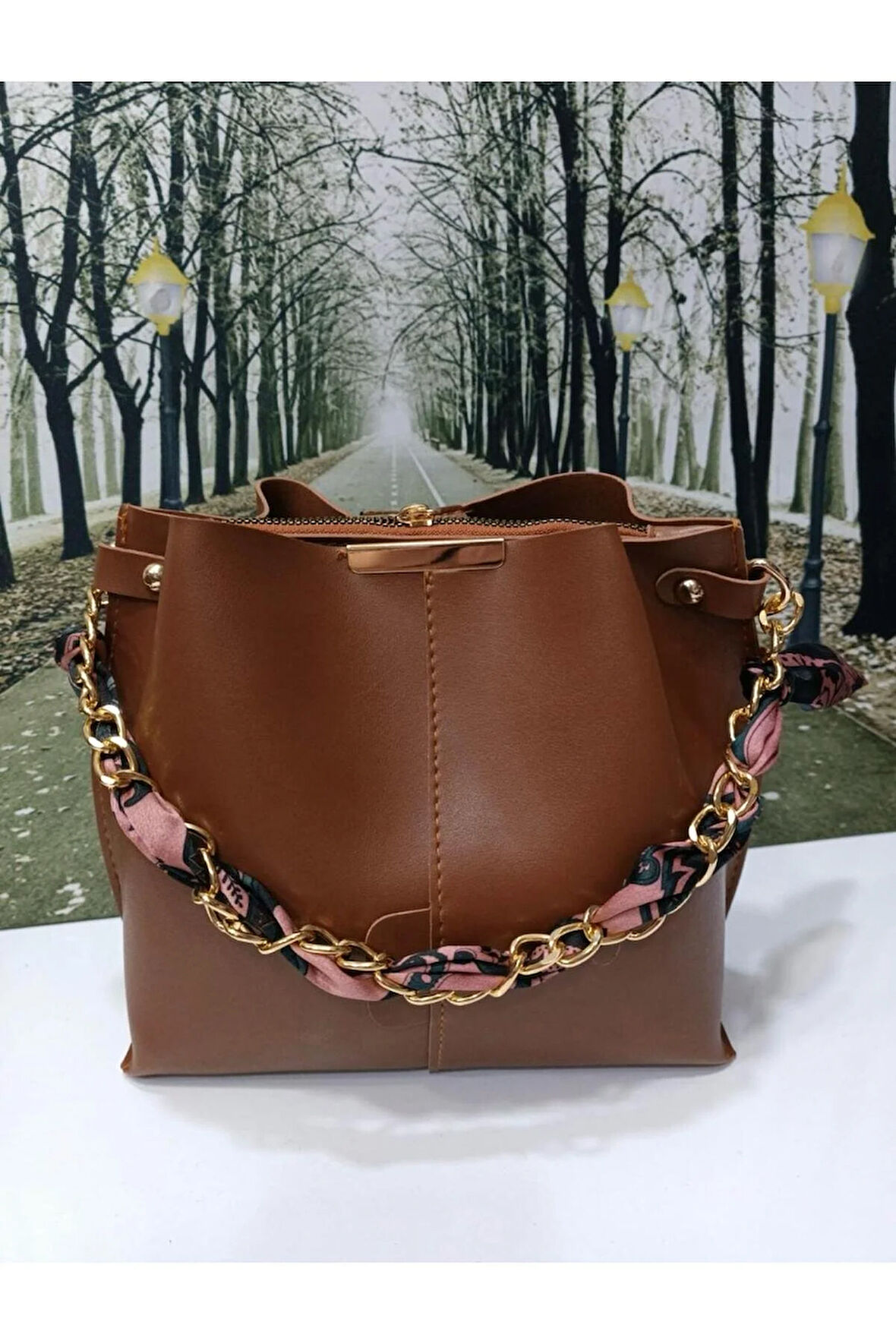 Kadın Şallı Zincirli Askılı Omuz Çantası