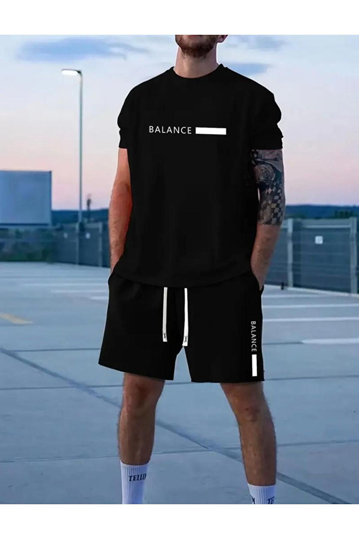 Erkek Siyah Balance Baskılı Short Tshirt Takım