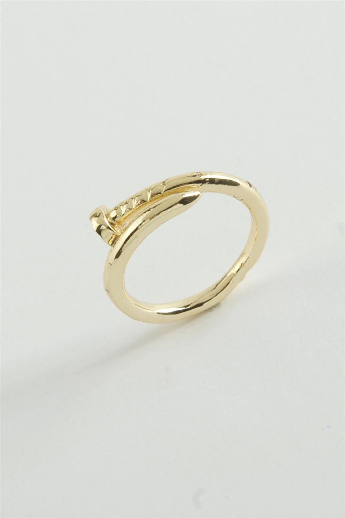 Kalp Taşlı Yüzük