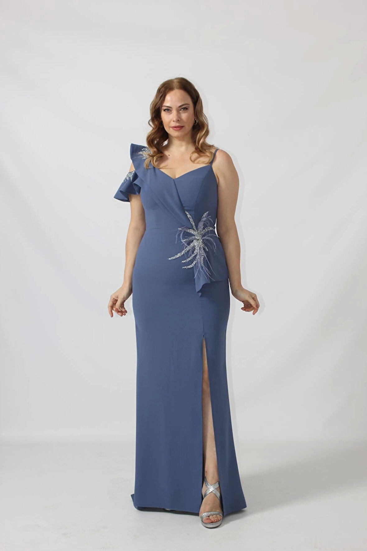 21927 İndigo Omuzu İki Katlı Beli Taş İşlemeli Kadın Büyük Beden Abiye Elbise