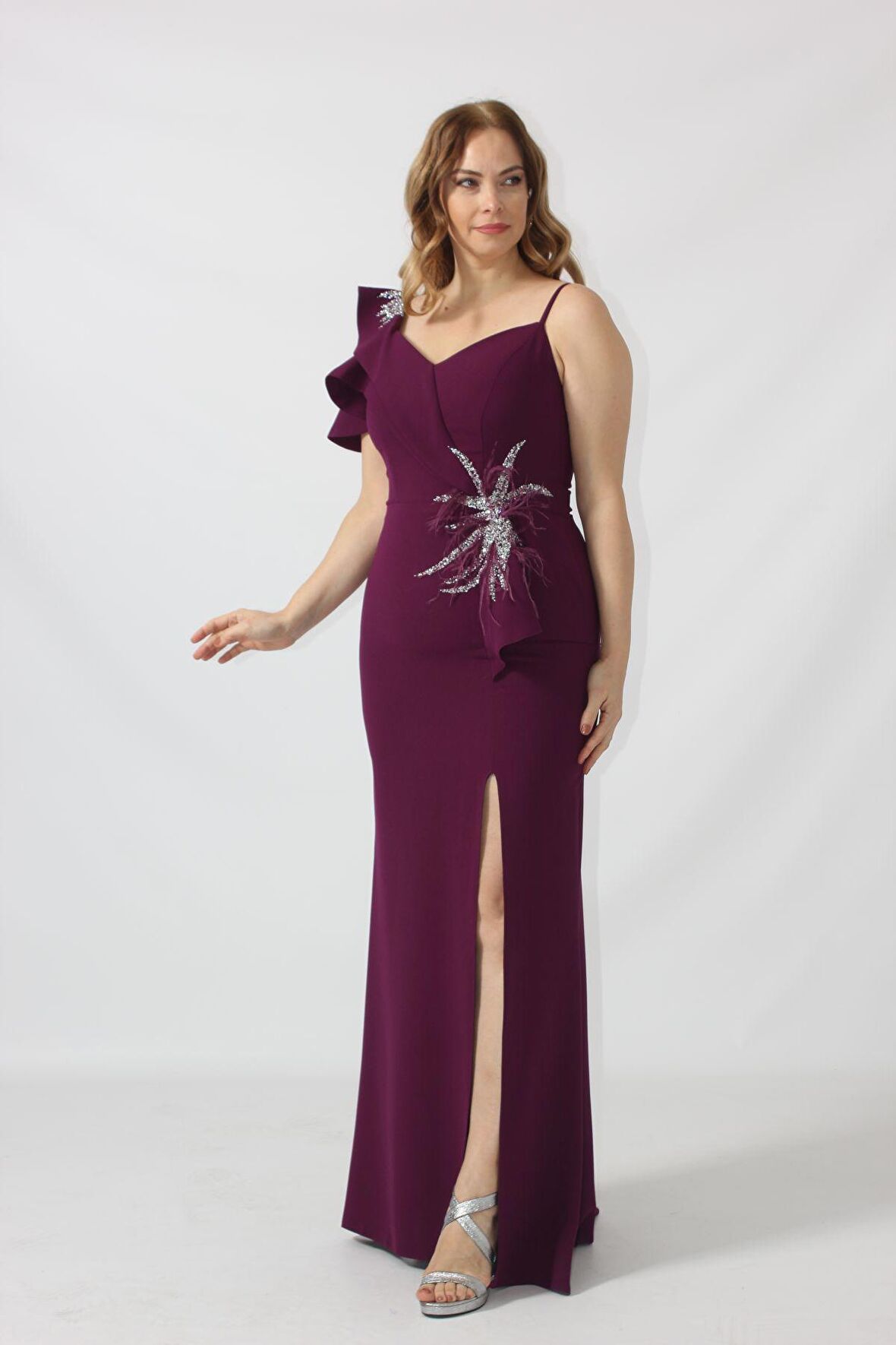 21927 Mürdüm Omuzu İki Katlı Beli Taş İşlemeli Kadın Büyük Beden Abiye Elbise