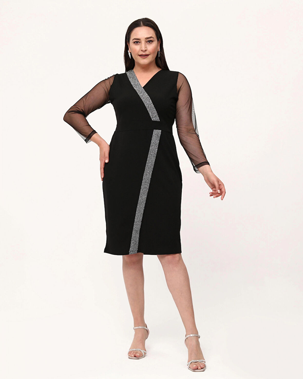 Büyük Beden Kruvaze Yaka Sim Detaylı Kol Tüllü Midi Boy Abiye Elbise