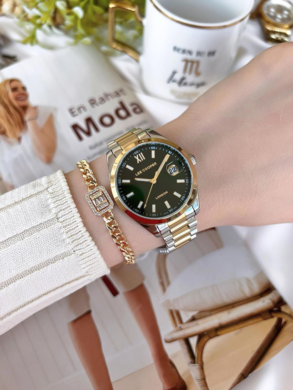 LCB07827.270 Çelik Kordonlu 3 Atm Suya Dayanıklı Elite Model Özel Seri Kadın Kol Saati+Bileklik