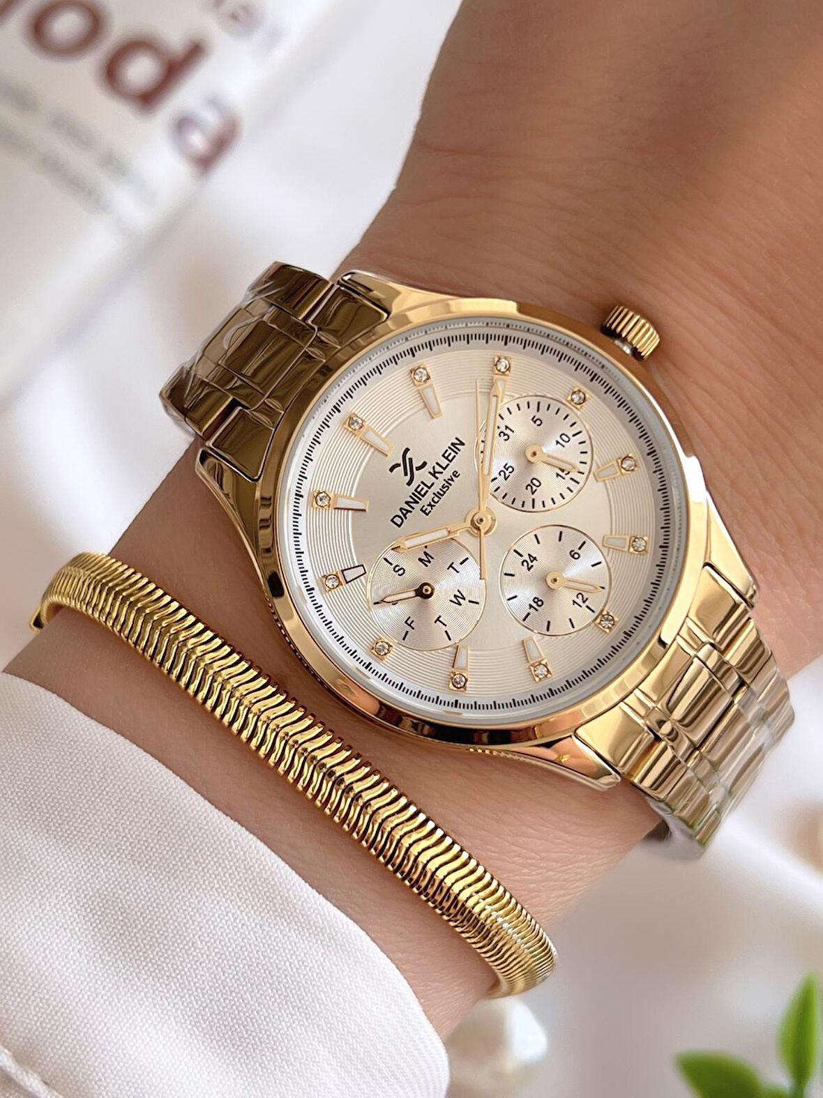 Daniel Klein Fonksiyonlu Çelik Kordon 3 Atm Suya Dayanıklı Özel Tasarım Kadın Kol Saat+Bileklik VS.BLKT.0241