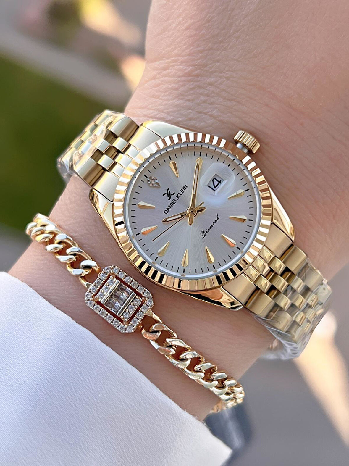 Daniel Klein Pırlanta Taşlı Çelik Kordon 3 Atm Suya Dayanıklı Özel Tasarım Kadın Kol Saat+Bileklik VS.BLKT.0358