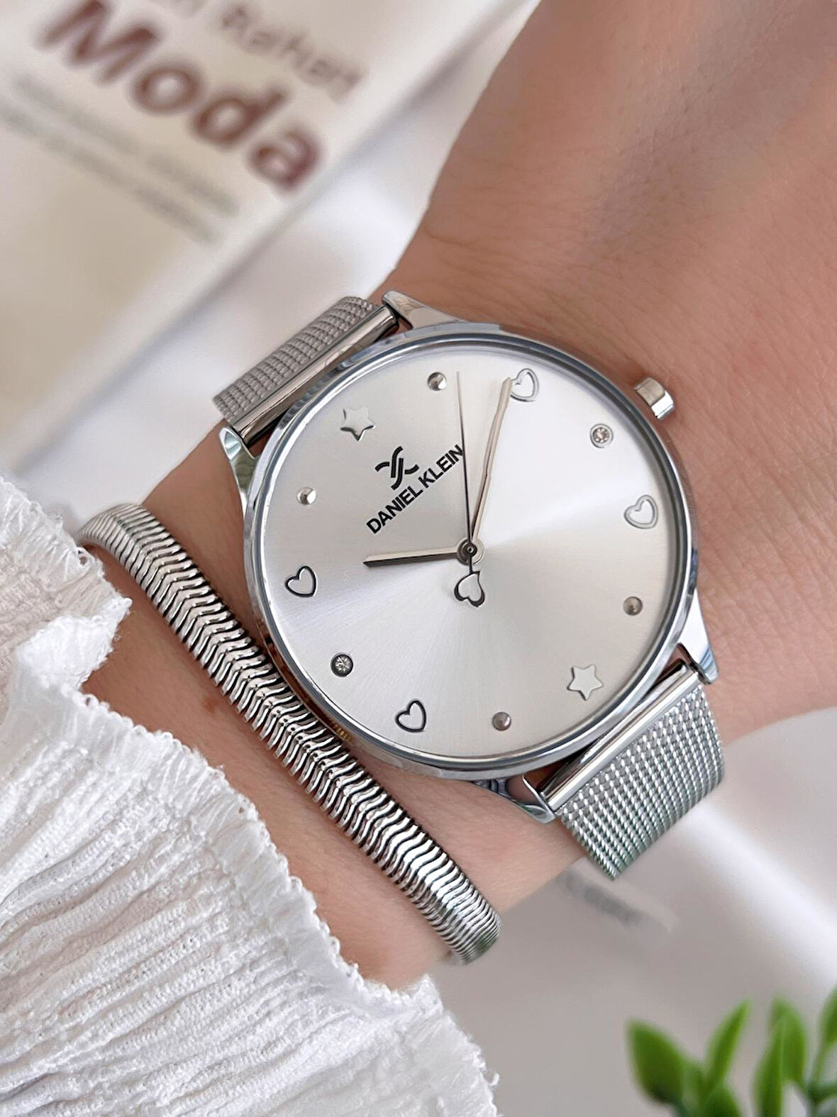 Daniel Klein Çelik Kordon 3 Atm Suya Dayanıklı Özel Tasarım Kadın Kol Saat+Bileklik VS.BLKT.0447