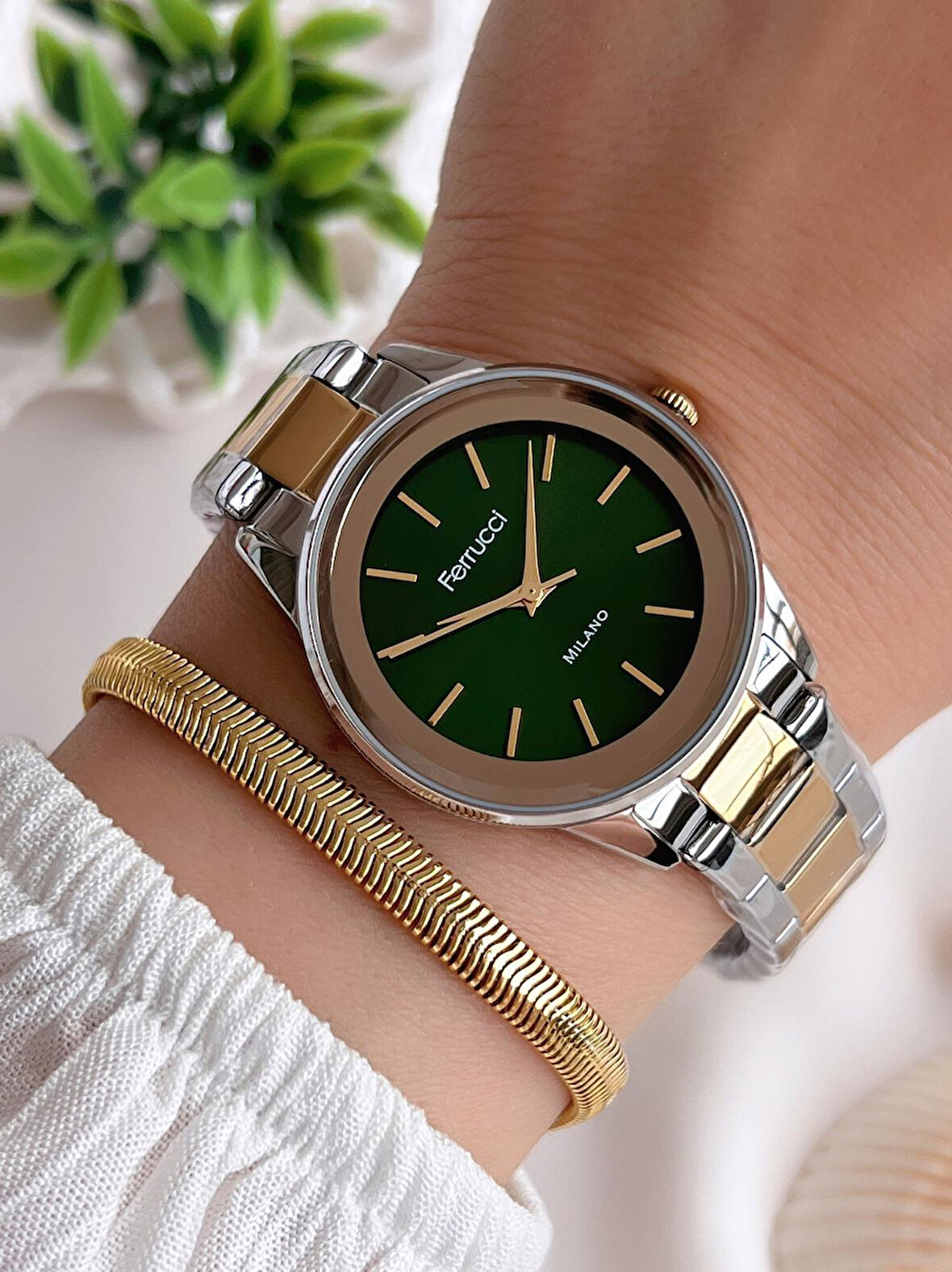 Ferrucci Kadın Kol Saati+Bileklik Özel Seri Çelik Kordon Kararma Renk Atma Yapmaz VS.BLKT.0524