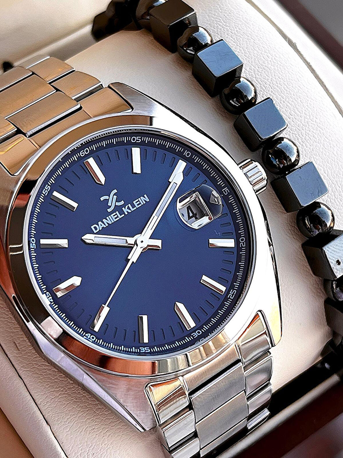 Daniel Klein Klasik Erkek Kol Saati Çelik Kordon 3 ATM Suya Dayanıklı Bileklik Hediyeli VS.BLKT.0602