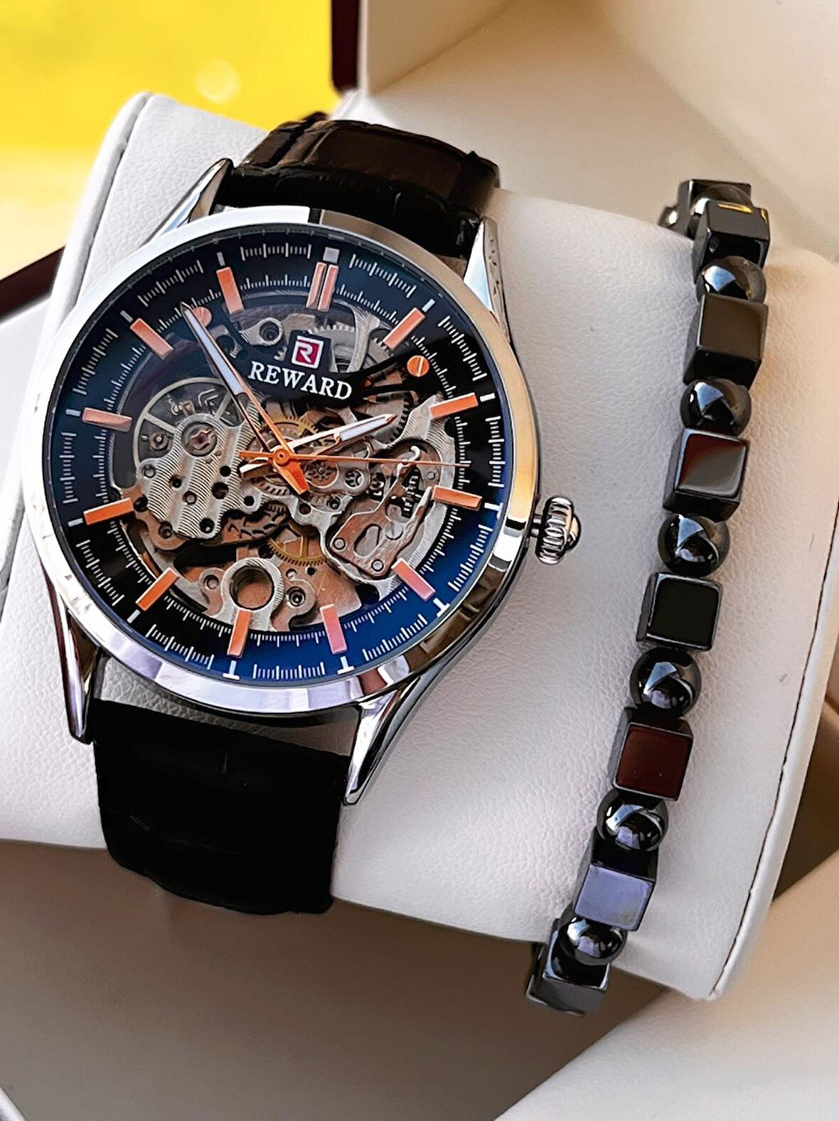 Reward Otomatik Deri Kordon 5 Atm Suya Dayanıklı Erkek Kol Saati VS.BLKT.0619