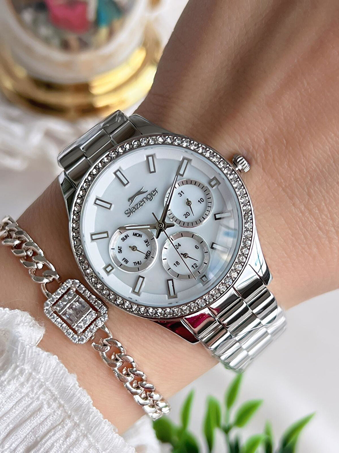 Slazenger Yeni Sezon Elite Model 50 Mt Suya Dayanıklı Bileklik Hediyeli Kadın Kol Saati VS.BLKT.0627