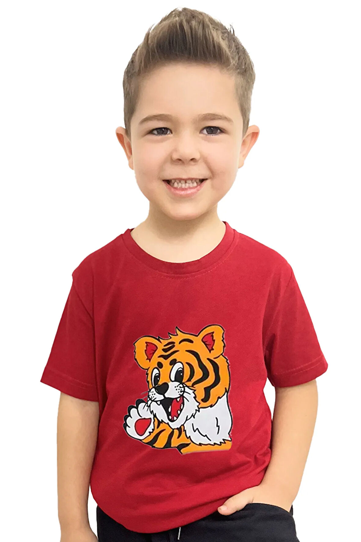 Aslan Baskılı Çocuk Tişörtü | %100 Pamuk, Şık ve Rahat Tasarım