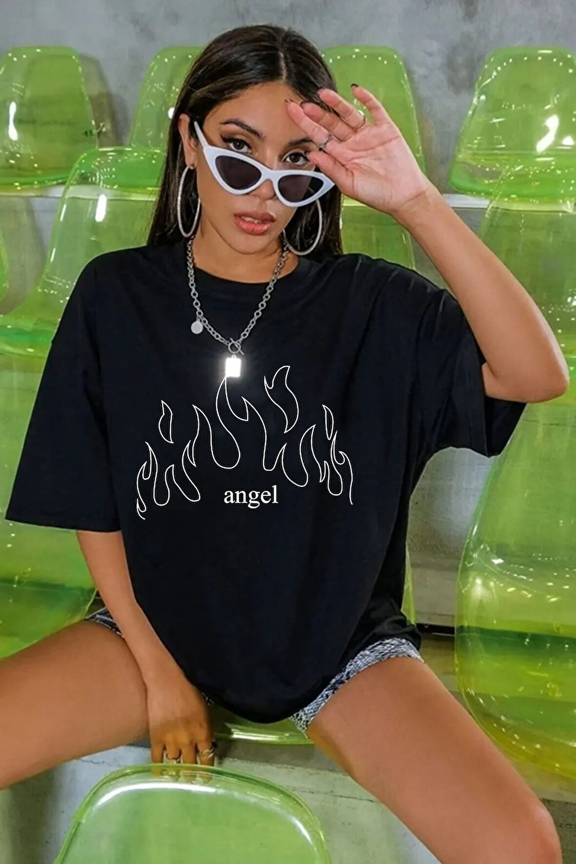 Unisex White Angel Baskılı Kısa Kol T-shirt