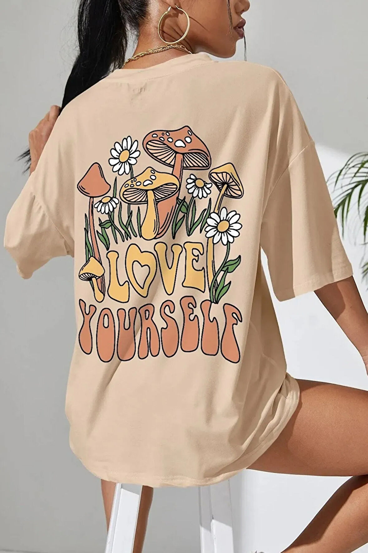 Unisex Love Yourself Sırt Baskılı Tasarım T-shirt