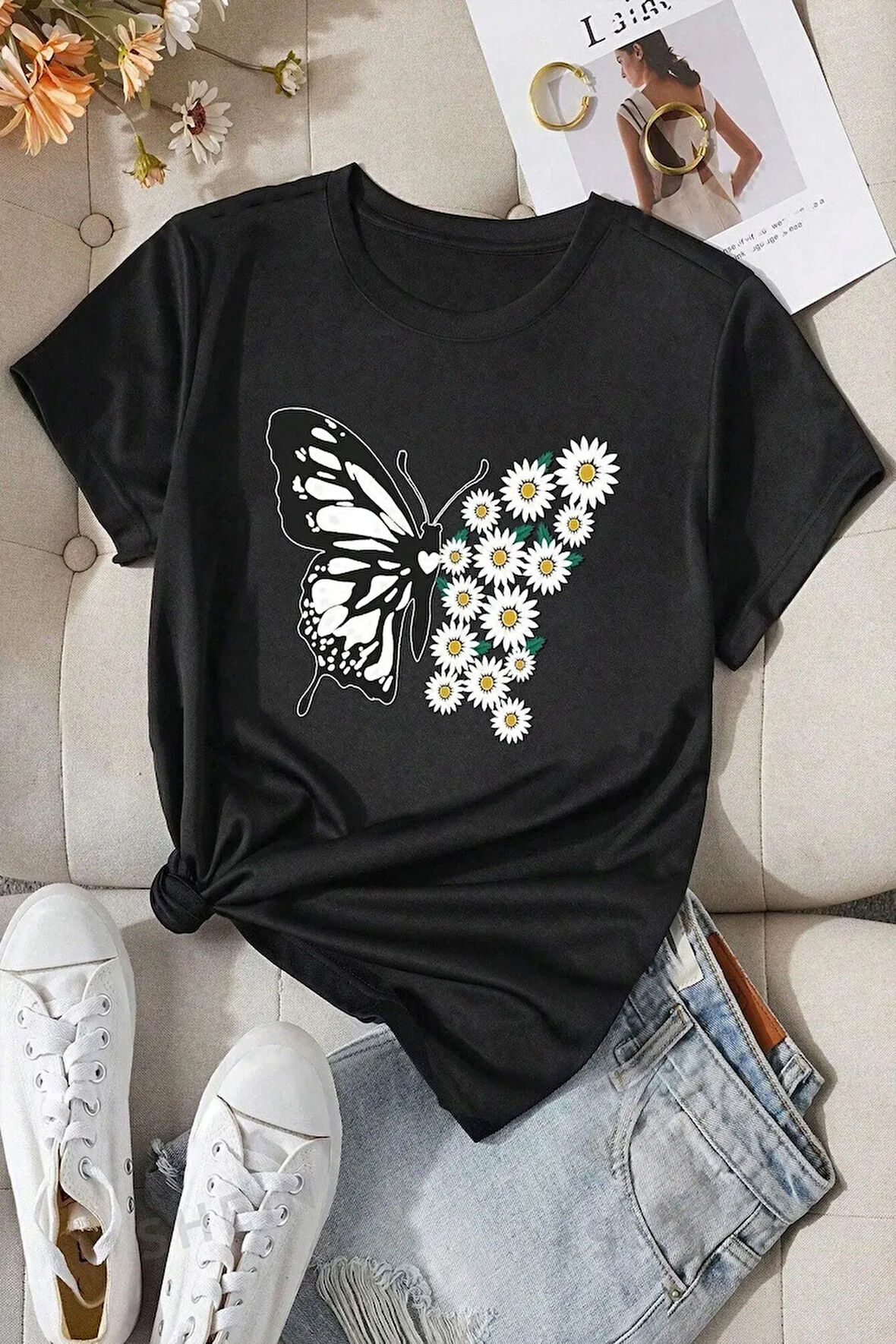 Unisex Pamuklu Ön Baskılı Papatya Kelebek Baskılı Kısa Kol T-shirt
