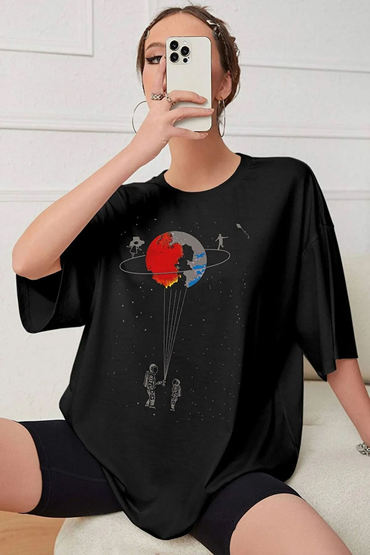 Unisex Evren Temalı Baskılı Kısa Kol T-shirt