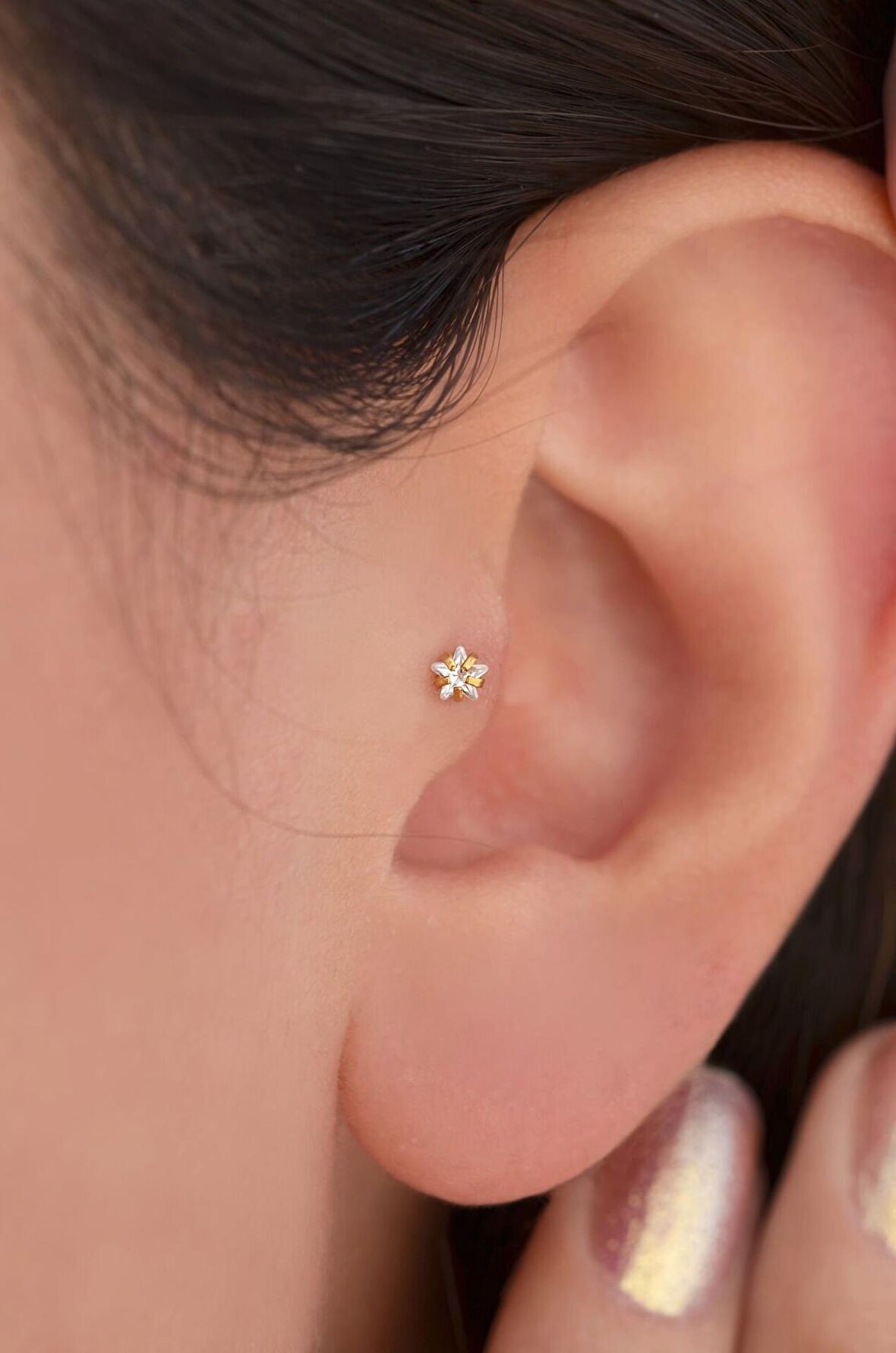 Gold Çelik Yıldız Piercing 6 mm Tragus Helix Kıkırdak Conch