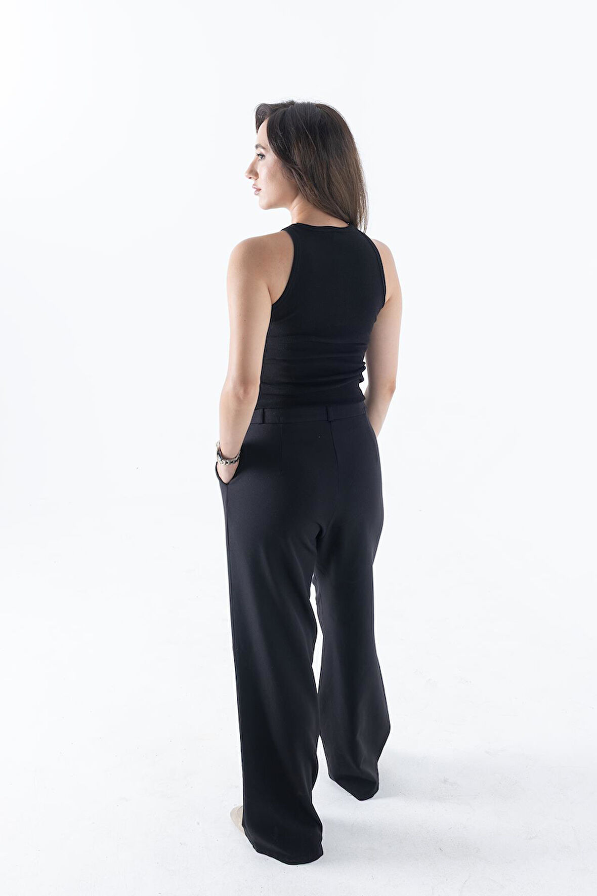 Fitilli Regular Fit Normal Kalıp Siyah Bisiklet Yaka Sıfır Kol Pamuklu Kadın Atlet