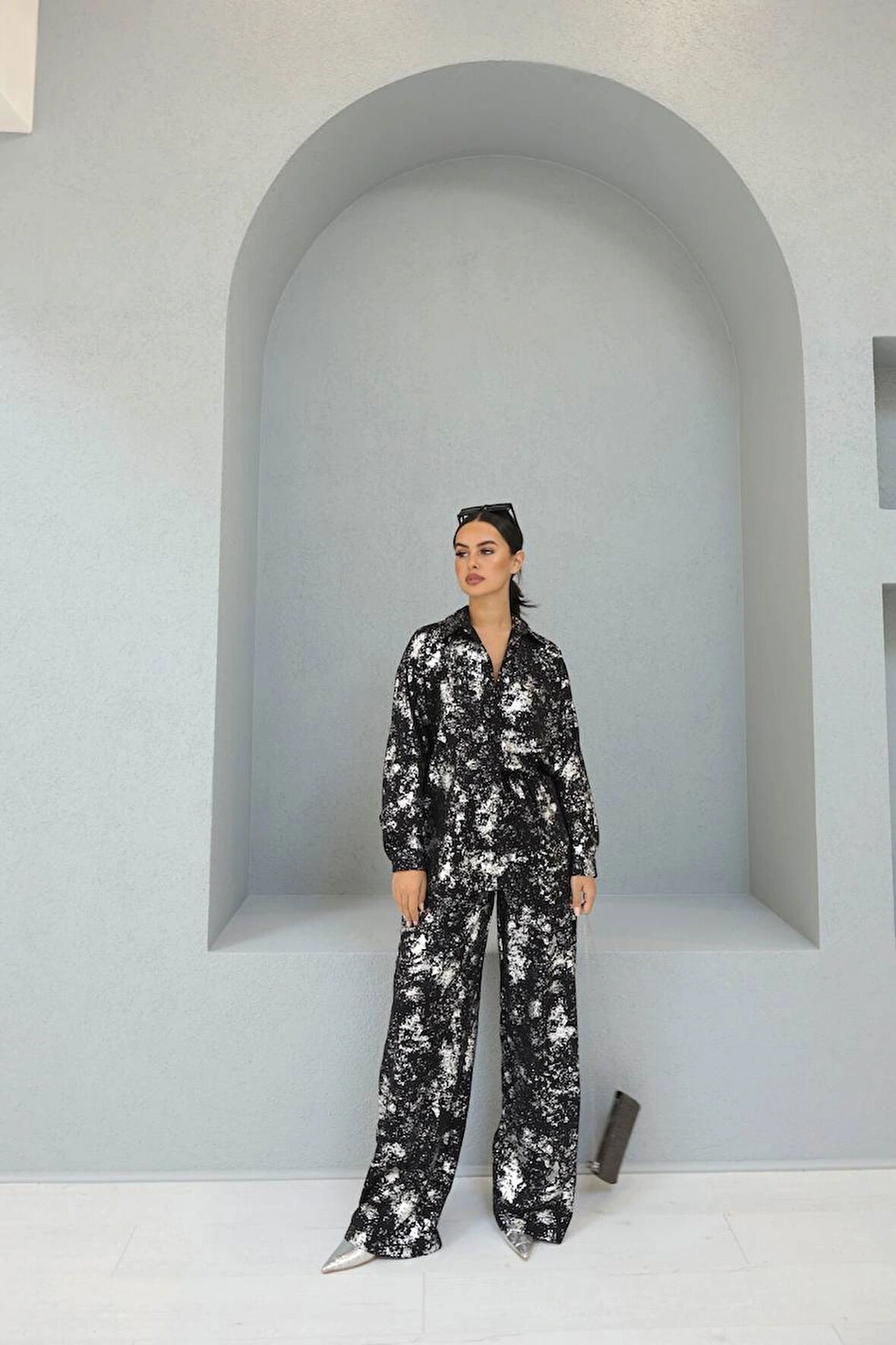 Siyah - Varaklı Beli Lastikli Bol Pantolon