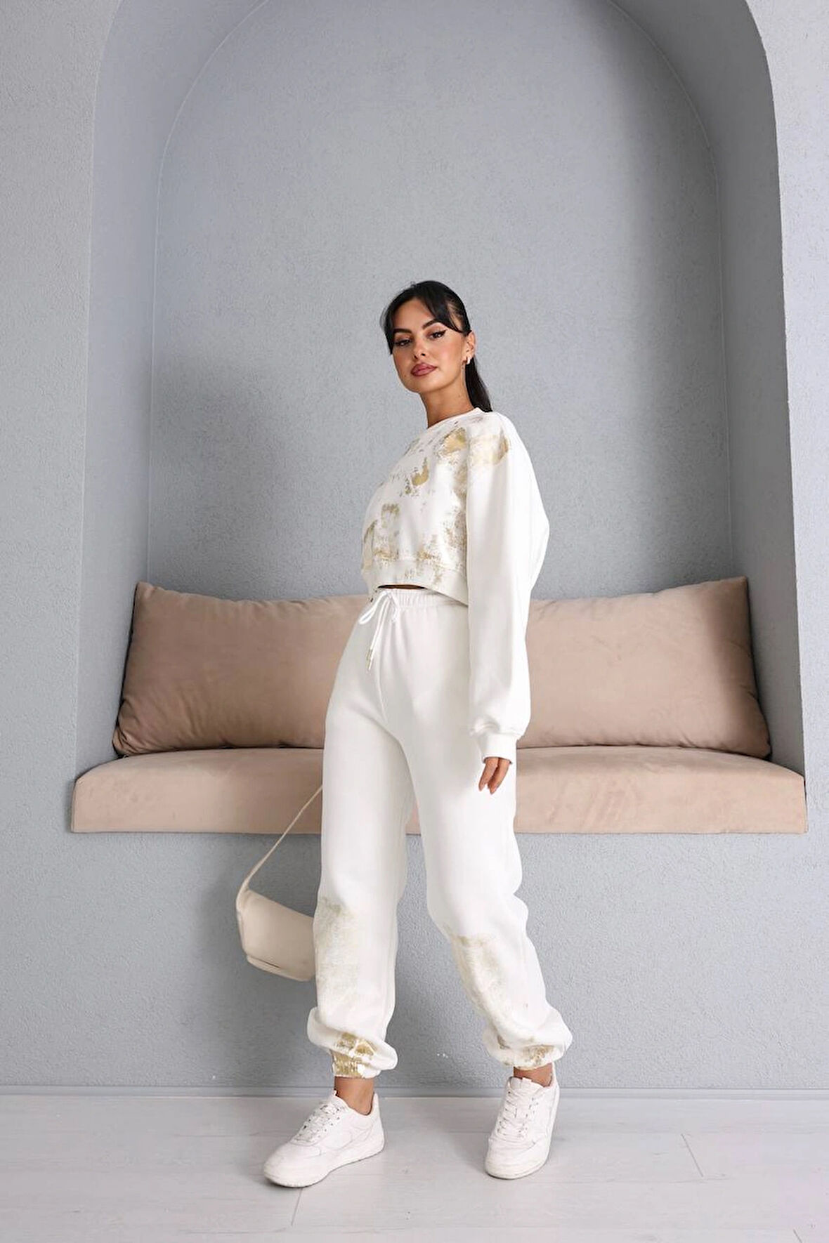 Beyaz - Varak Detaylı Şardonlu Eşofman Takımı