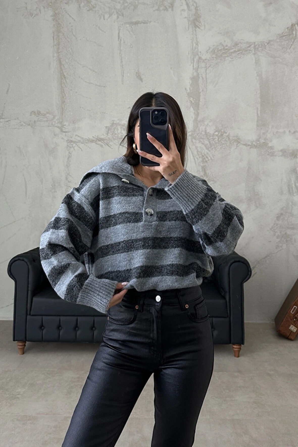 Antrasit - Çizgili Düğmeli Kazak