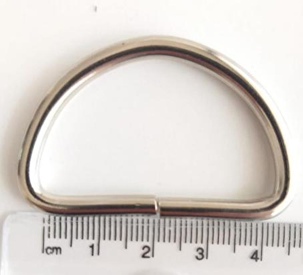 D Halka 4 cm Gümüş