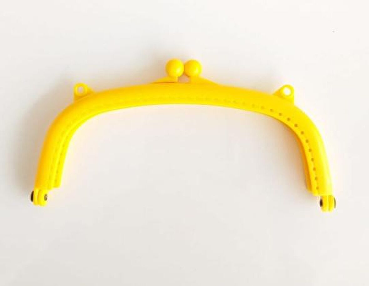 16 cm plastik cüzdan klipsi sarı