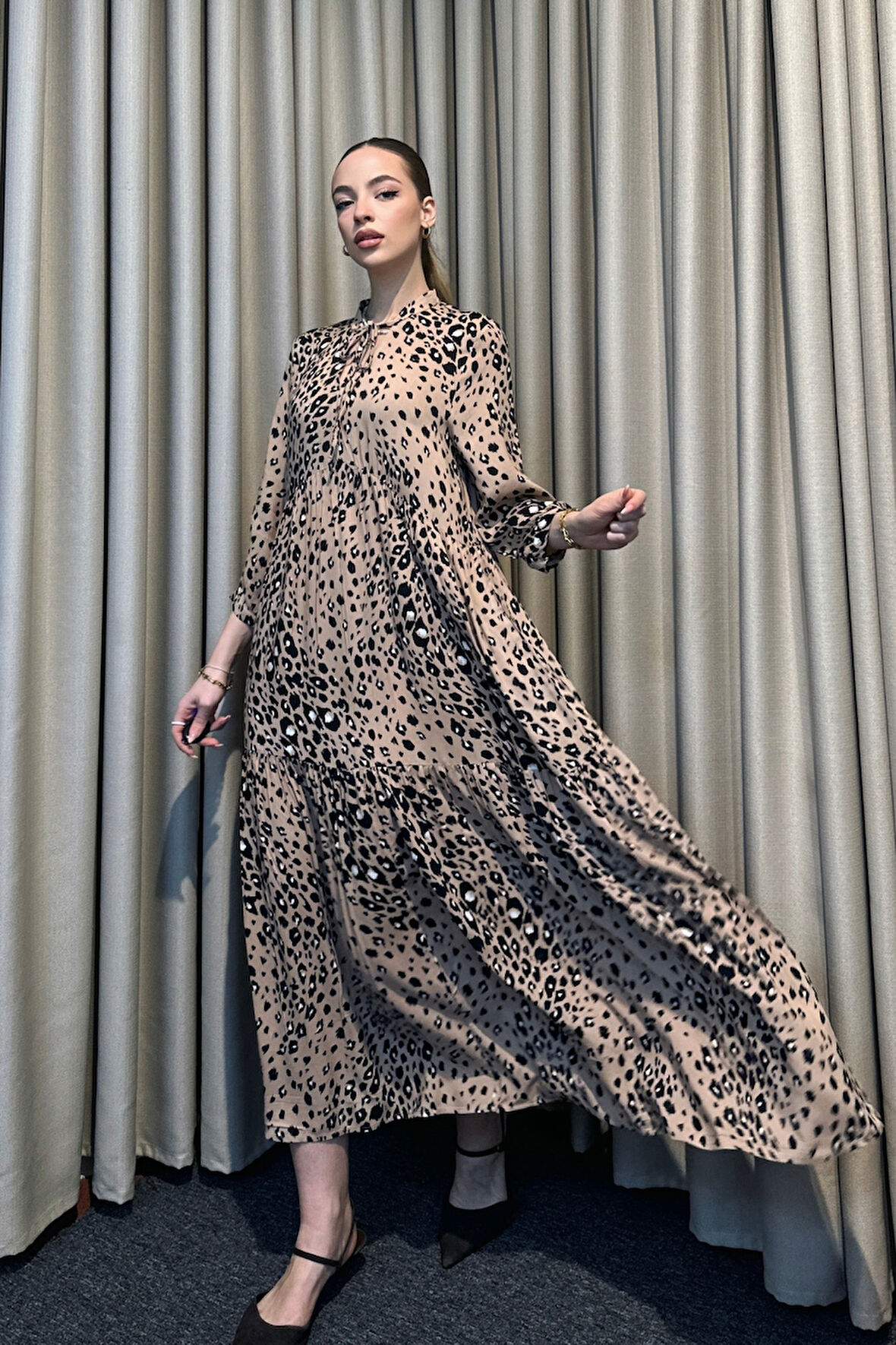 Hakim Yaka Desenli Maxi Elbise