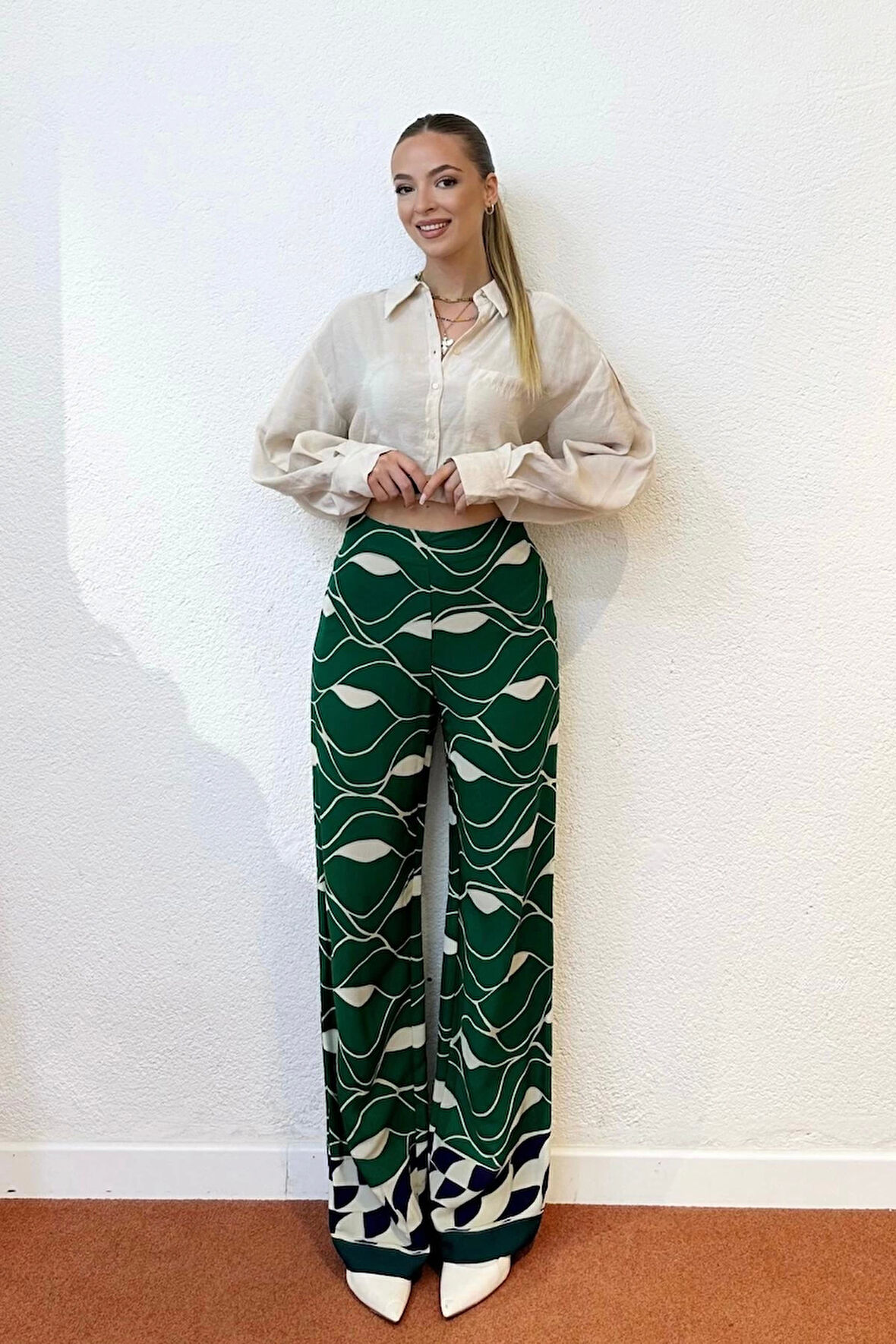 Bol Kesim Desenli Viskon Pantolon