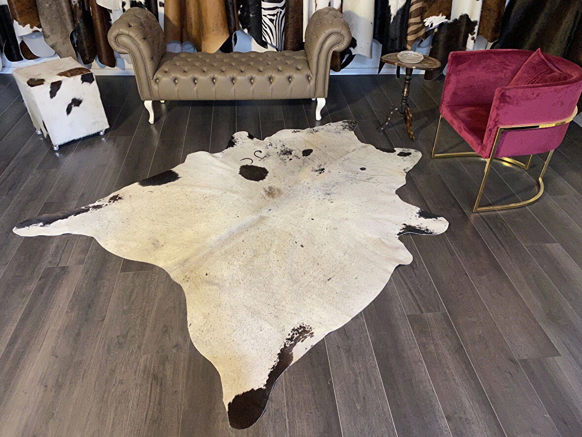 HAKİKİ DERİ DANA POSTU MİNİK BENEK 180 x 225 - 0601000006