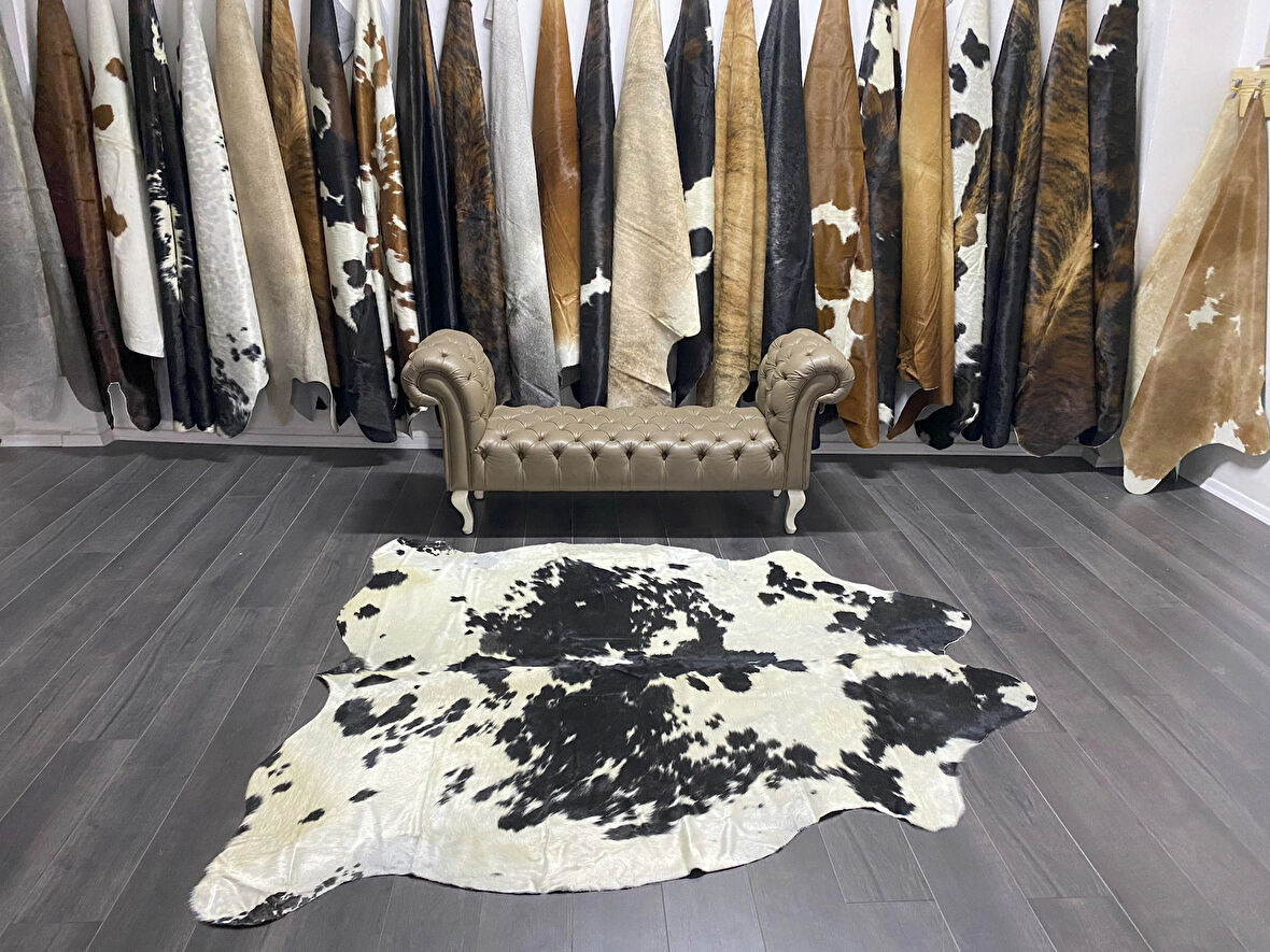 HAKİKİ DERİ DANA POSTU SİYAH - BEYAZ 195 x 225 - 0701000004
