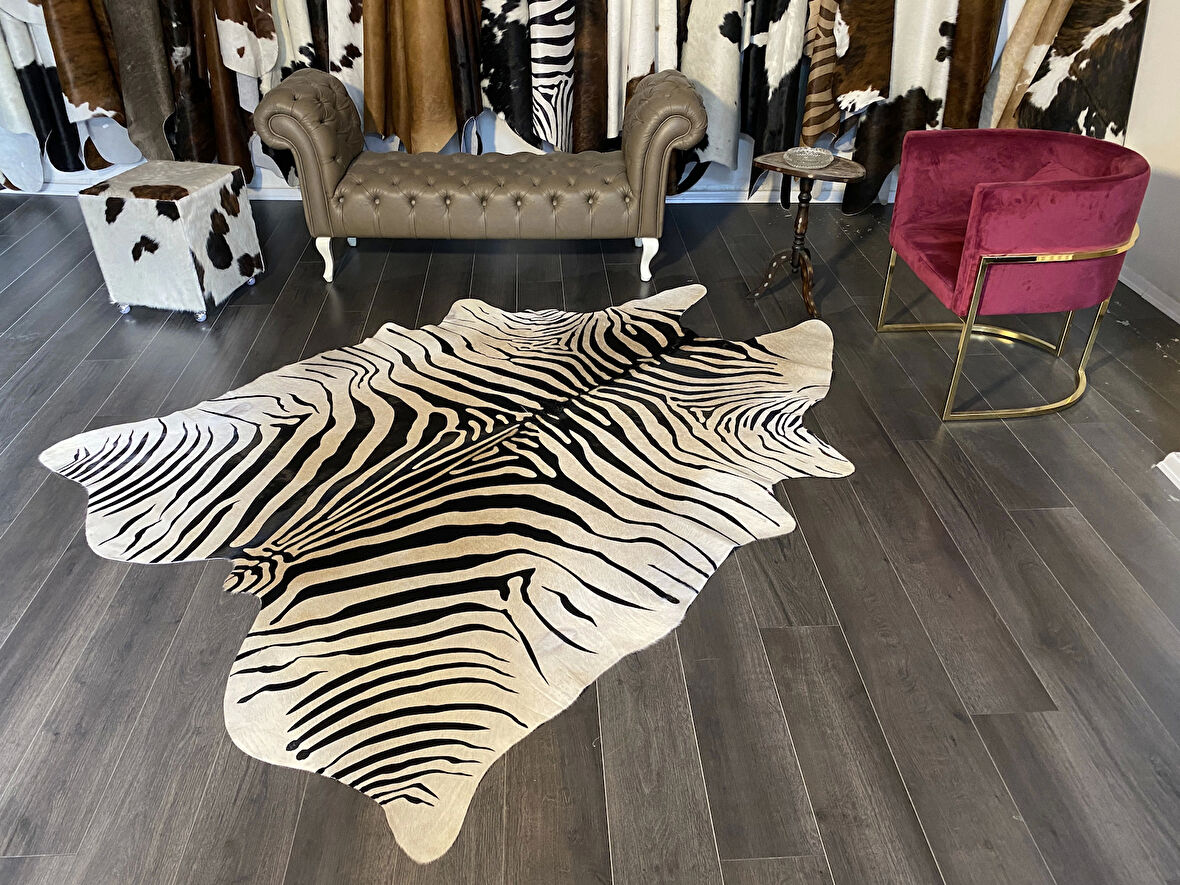 HAKİKİ DERİ DANA POSTU BEYAZ ZEBRA 190 x 245 - 1201000047