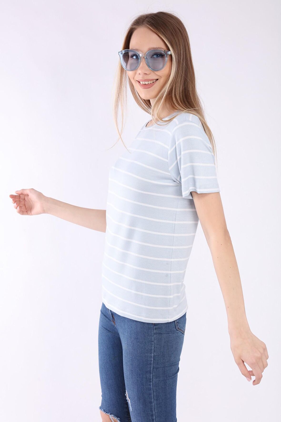 neslice Kadın Basic Yaka Kısa Kol T-shirt M-MAVİ