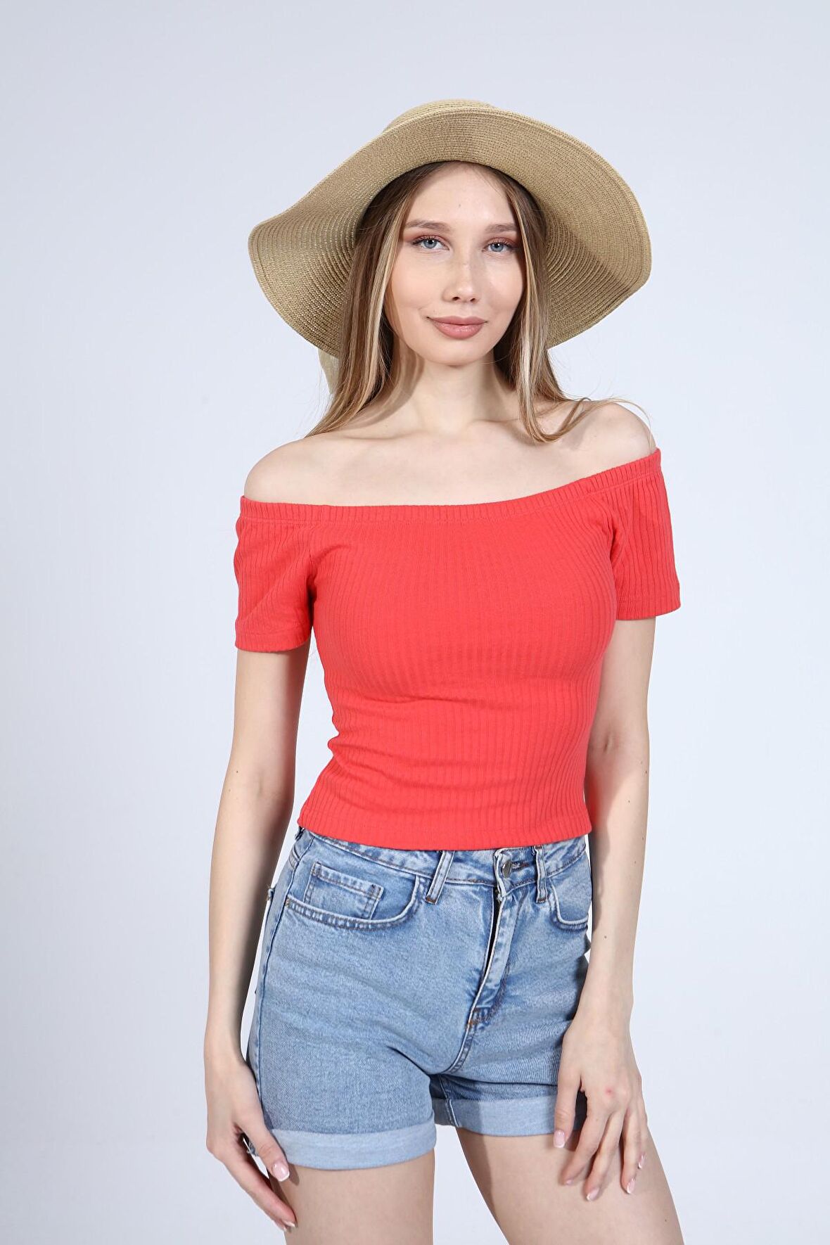 neslice Kadın Madonna Yaka T-Shirt S-NAR ÇİÇEĞİ