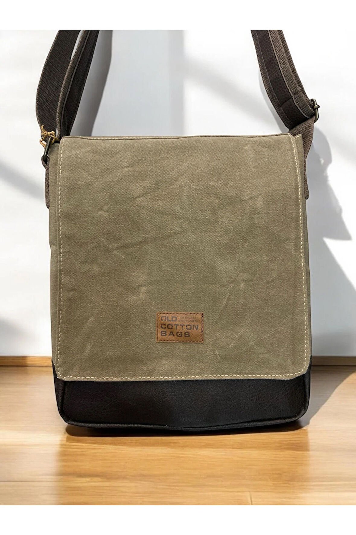 Kaliteli Su Geçirmez Kanvas Postacı Çantası Western Bag 25 cm x 30 cm