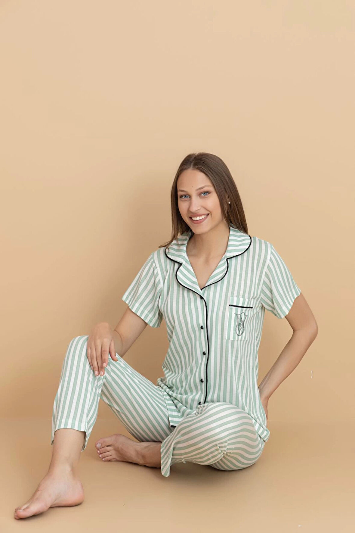 Pijamerry Viskon Kumaş Gömlek Yaka Kısa Kollu Yeşil Çizgili Pijama Takımı