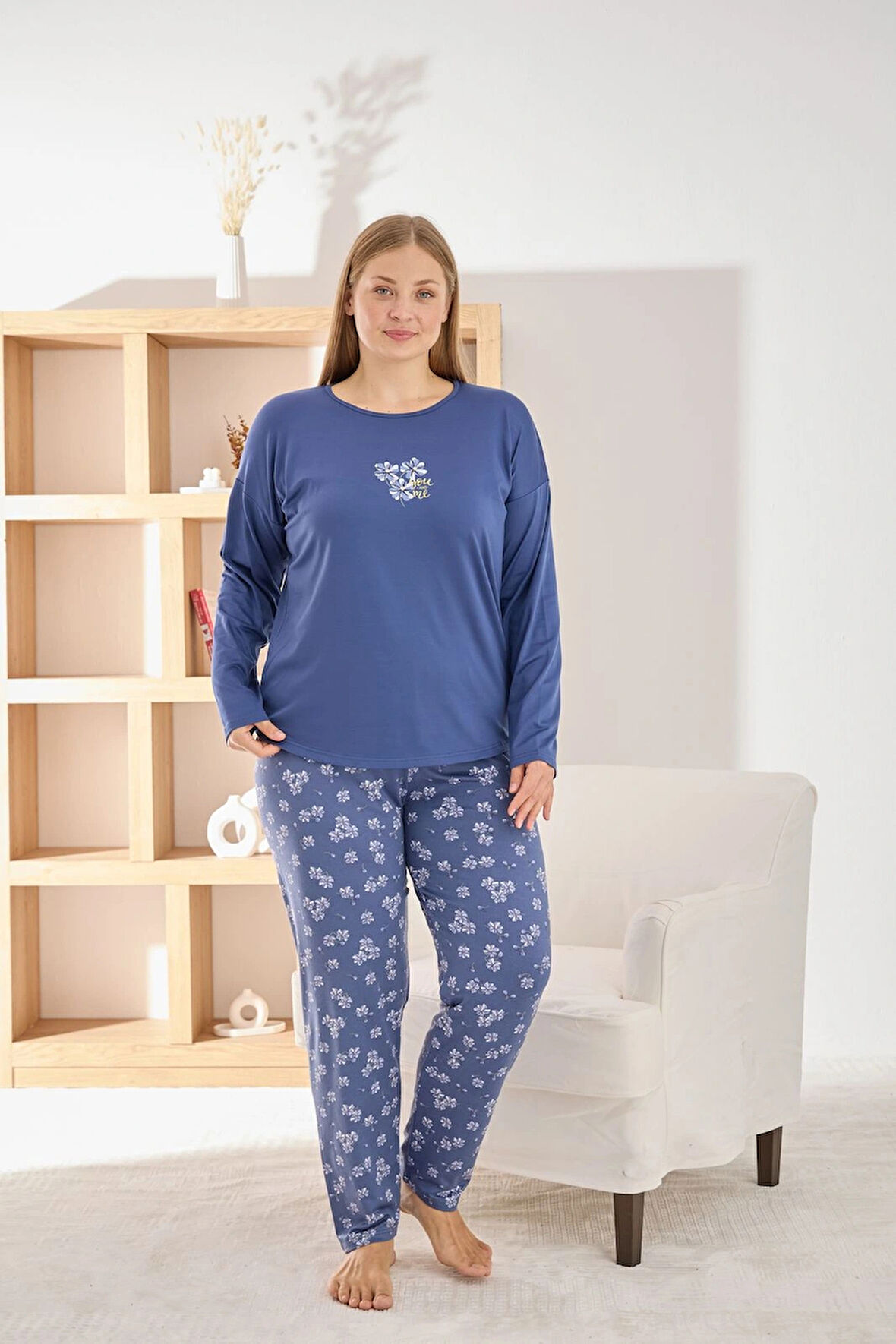 Pijamoni Kadın Büyük Beden Şık Sofia Kumaş Pijama Takımı - Lacivert