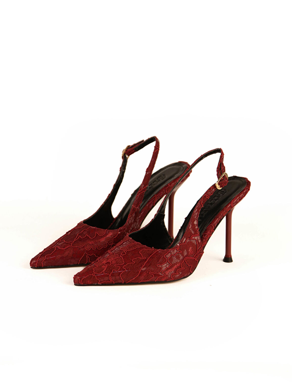 Dalida Rugan Dantel Detaylı Topıklu Ayakkabı