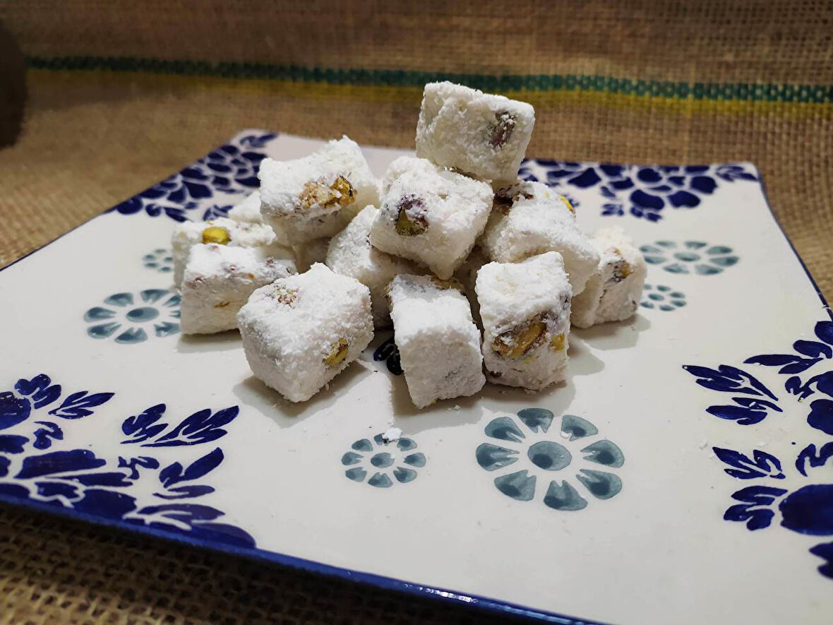 GURMEKENT SULTAN ANTEP FISTIKLI KUŞ LOKUMU 500GR