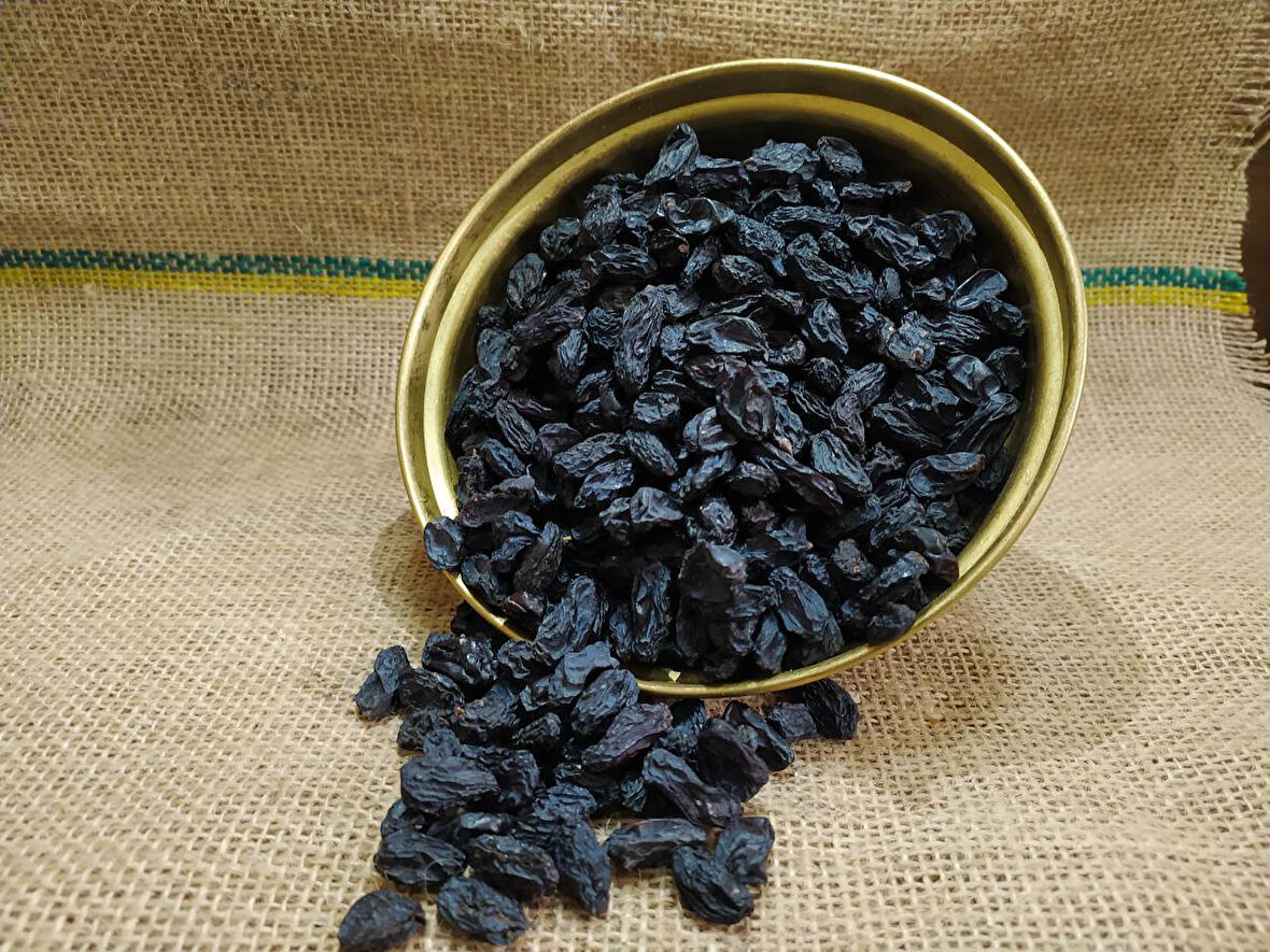 GURMEKENT ÇEKİRDEKSİZ ÖZBEK ÜZÜM 1000GR