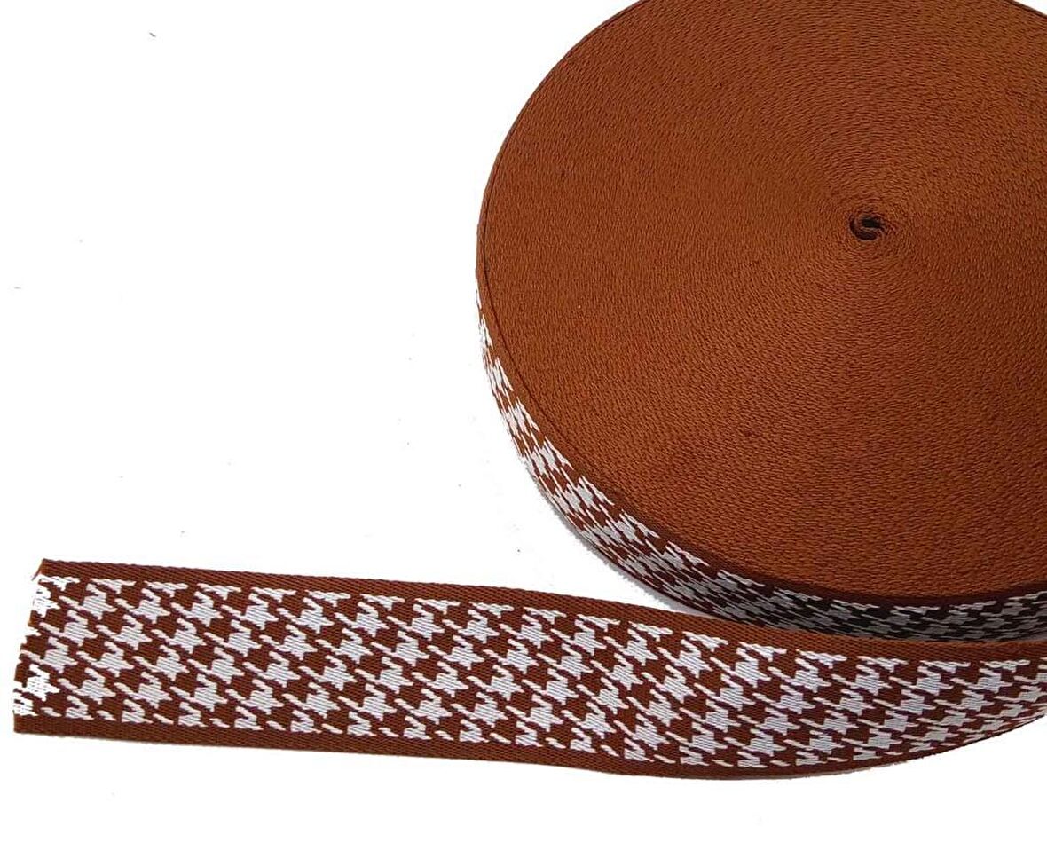 5 cm  kazayağı desenli  taba   polyester kolon