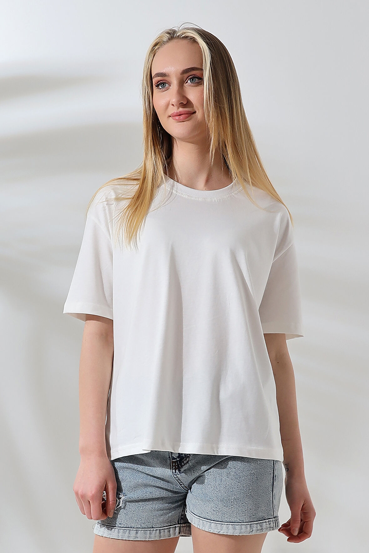 Penye Kompakt Ağır Kumaş Yaka Kaşkorseli Kısa Kol T-Shirt 21667 EKRU