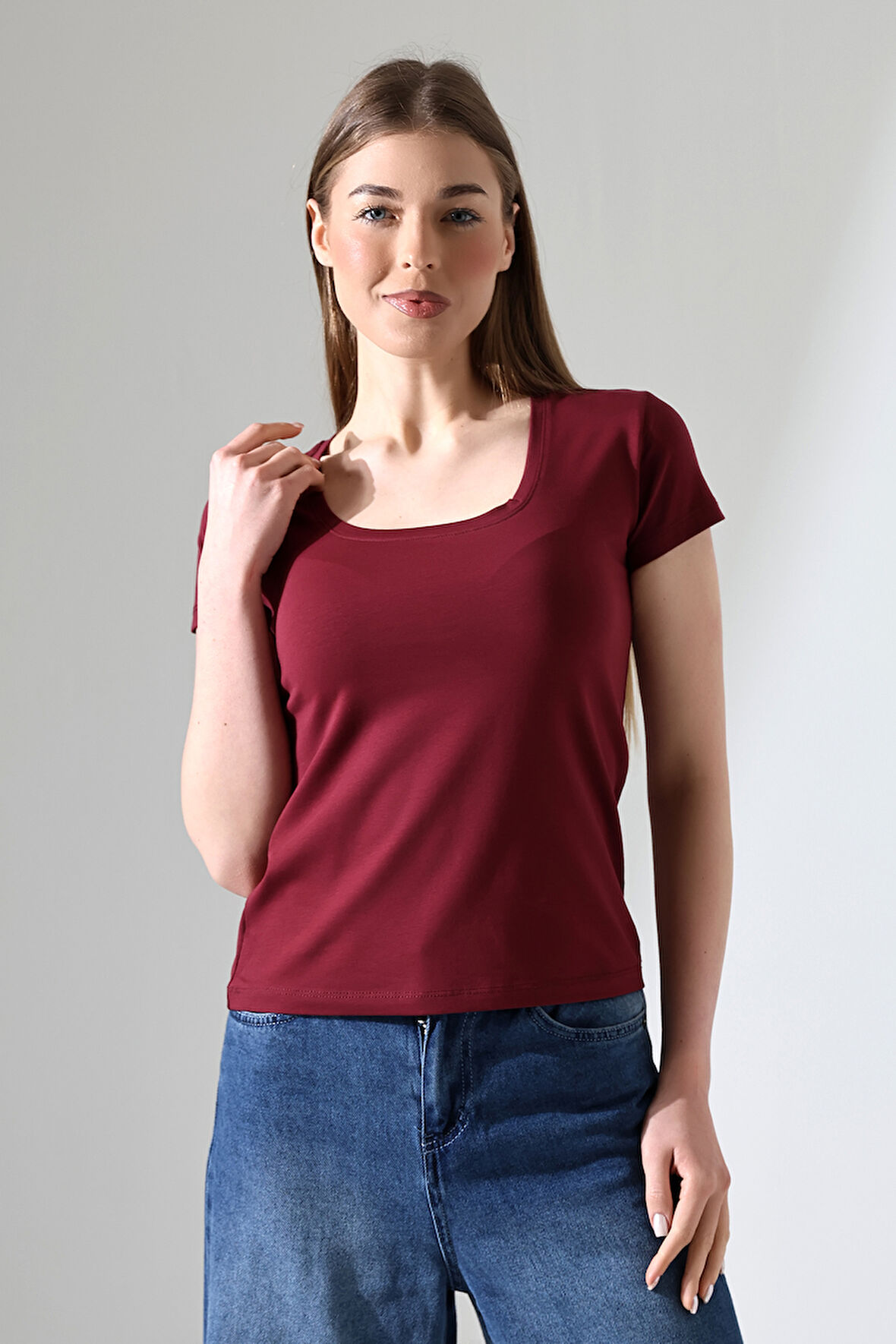 Kare Yaka Kısa Kol Penye Kompakt Likralı Esnek Basic T-Shirt 21069 BORDO