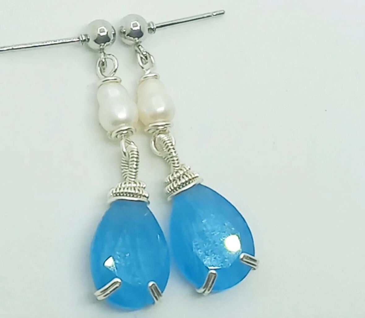 2334 Laboratuvar Kedi gözü doğal kültür İnci el yapımı küpe