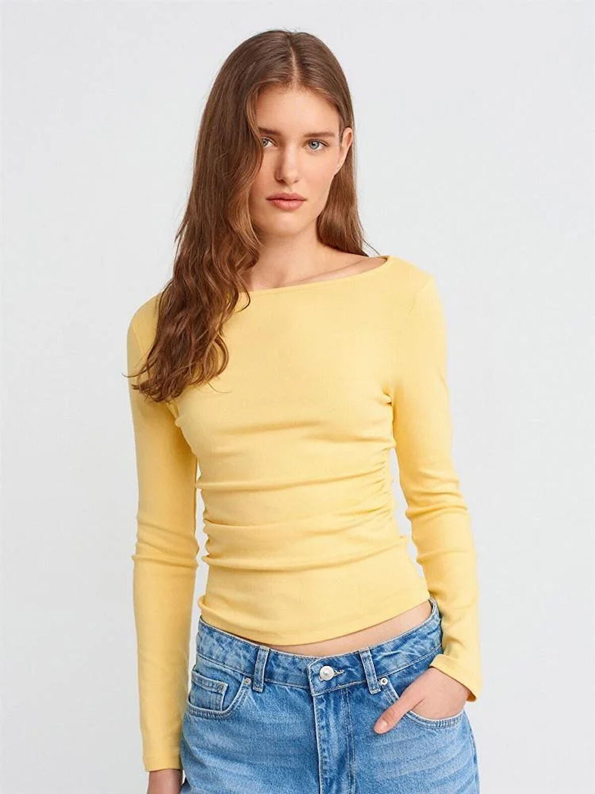 BÜZGÜLÜ KAYIK YAKA CROP