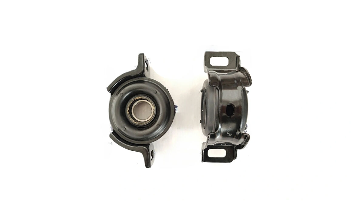 - Toyota Hilux 2006-2014 yılları arasında üretilen 4x4 modelleri için özel olarak tasarlanmıştır. - Türkiye'de üretilmiş olup, yerel üretim avantajlarıyla kaliteli ve uygun fiyatlı bir seçenek sunar. - Normal kullanım koşulları altında dayanıklılık v