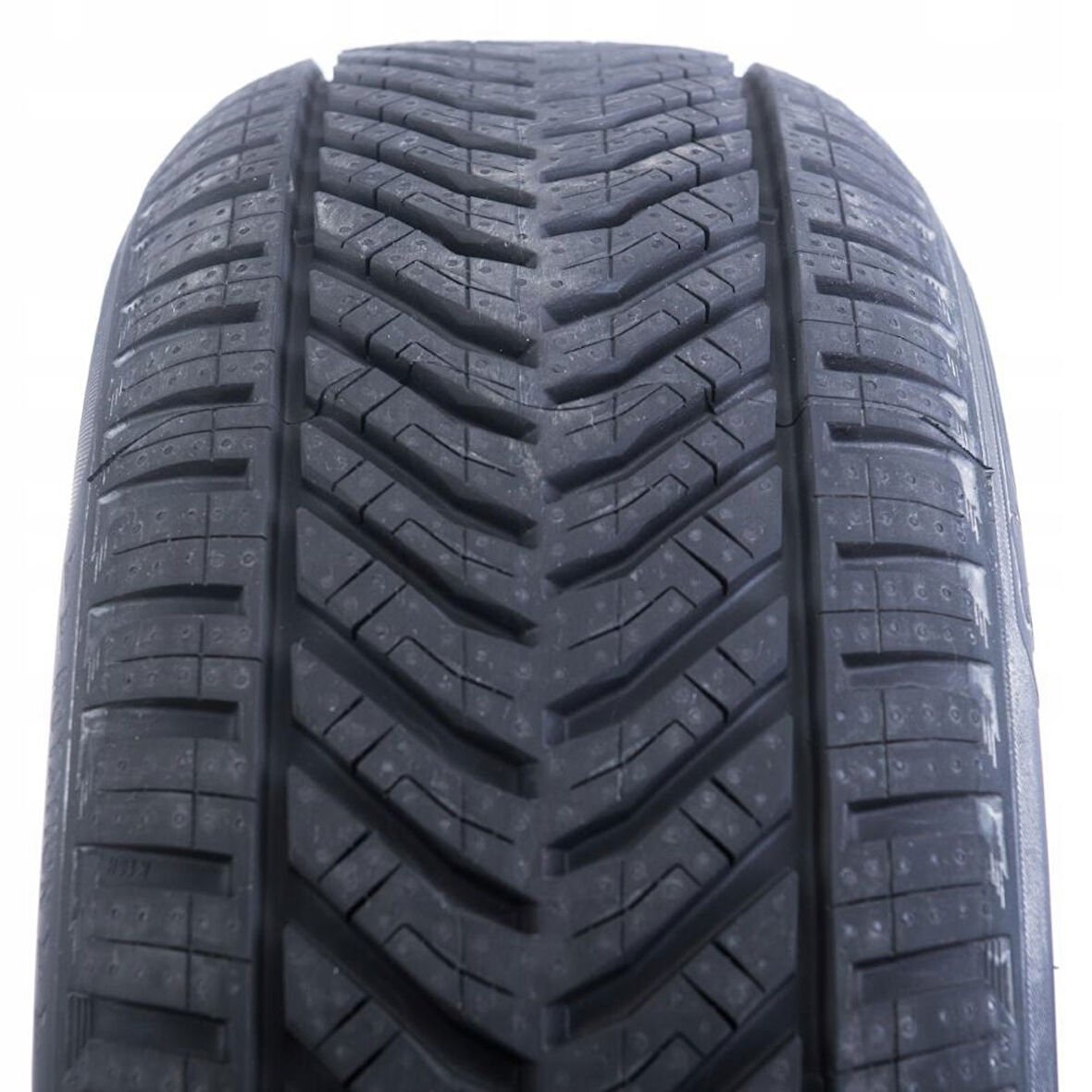 195/65R15 95V XL ALL SEASON TAURUS