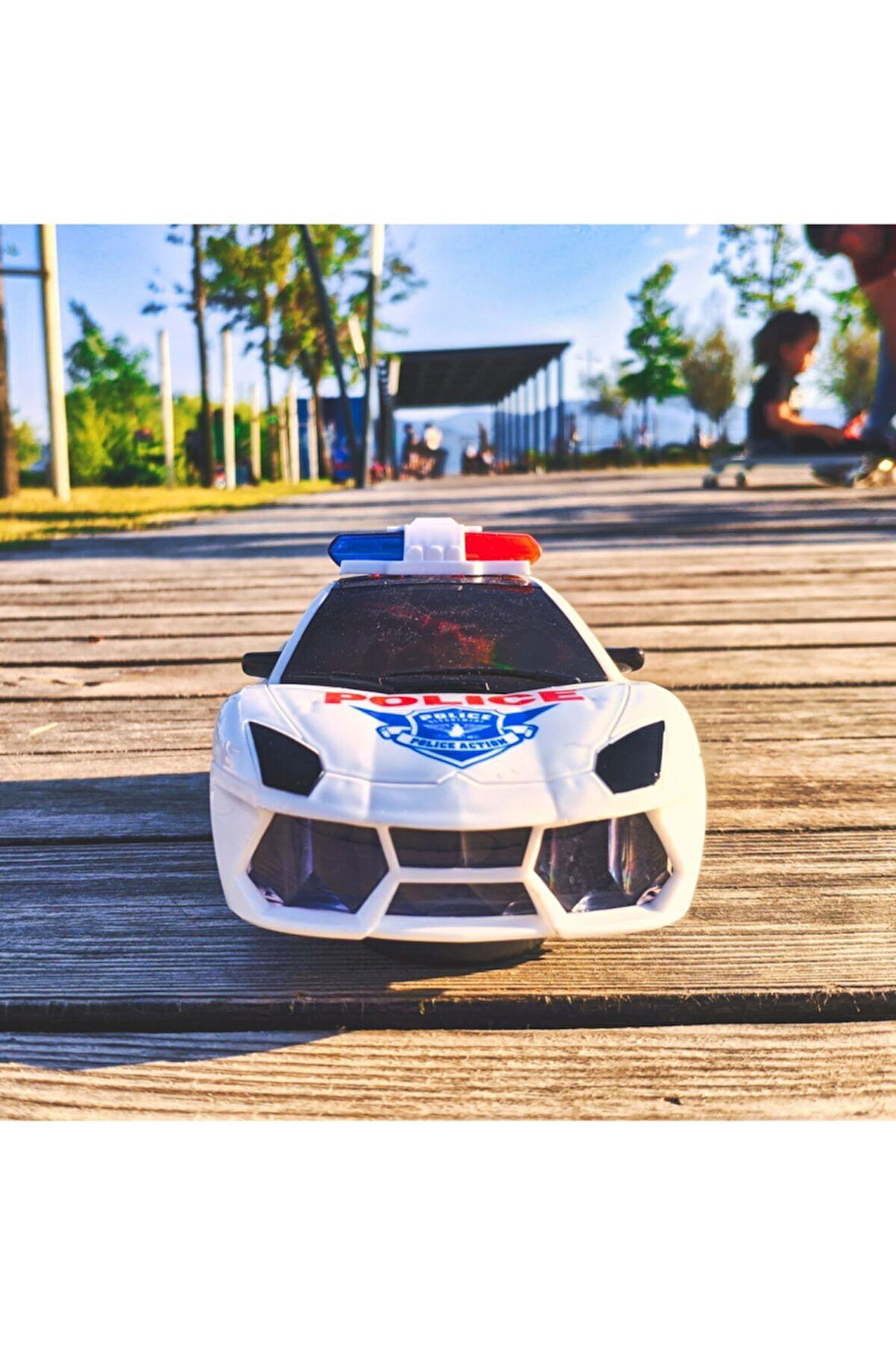 Polis Arabası 3d Işıklı Sesli Sensörlü Dönebilen Araba