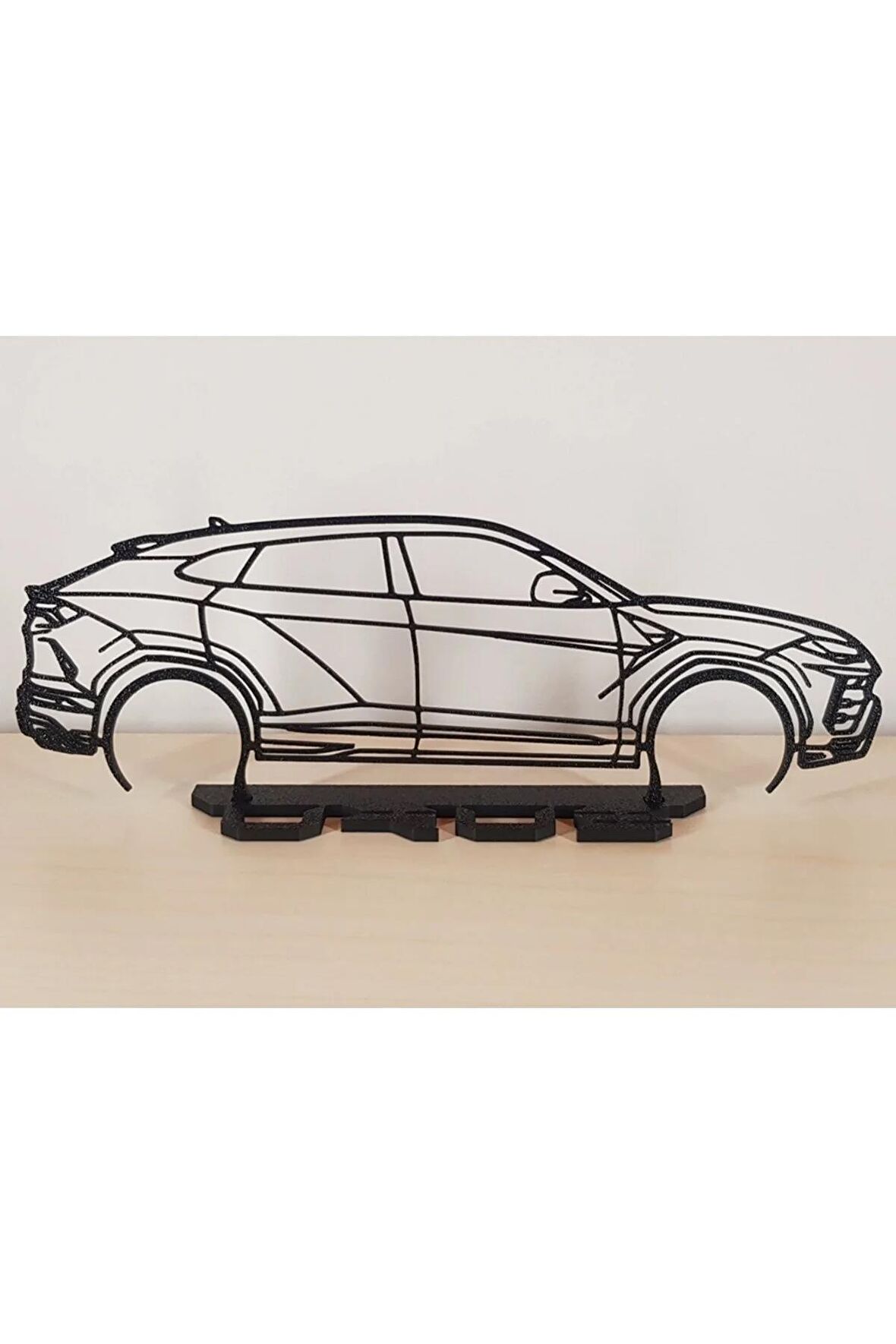 Lamborghini Urus 20cm Plastik Masa Süsü Masa Dekorasyonu