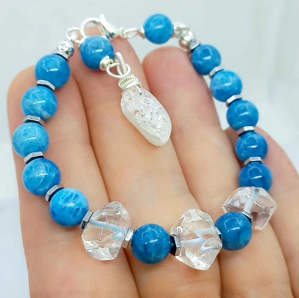 2372 Kristal Kuvars Apatit Hematit Necef el yapımı bileklik