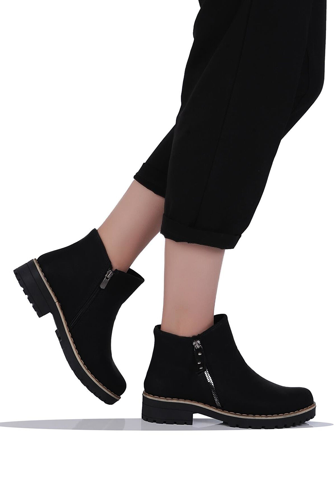 Mp 242-2337Zn Siyah Kadın Kışlık Düz Bot Ayakkabı